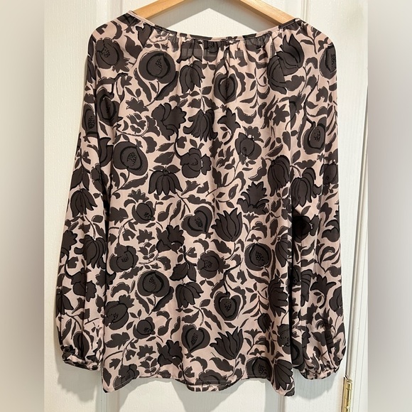 Loft Women's Size small Pink Floral Long Sleeve Shirt - Picture 2 of 6